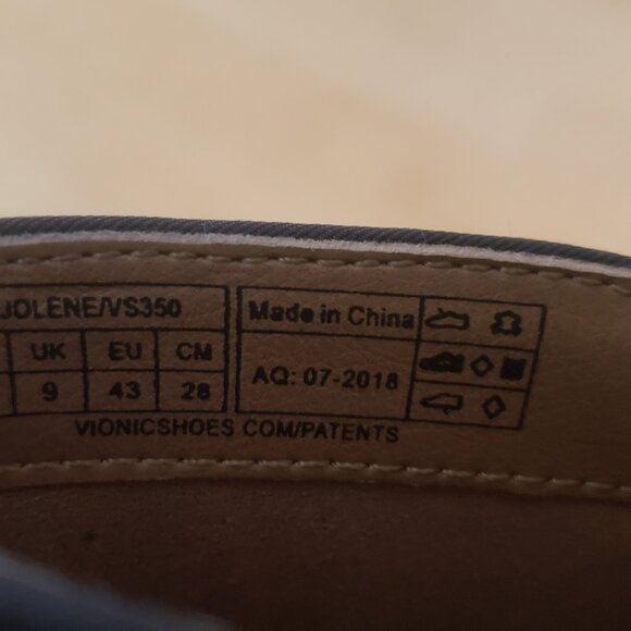 Vionic Joy Jolene Ankle Boots in Black - Picture 6 of 6